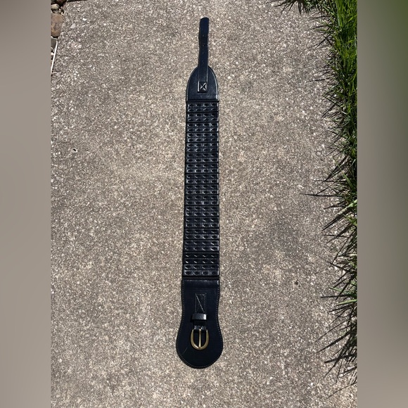 Beltiscool Brand Black Leather Expandable Belt in S/M - Picture 4 of 11